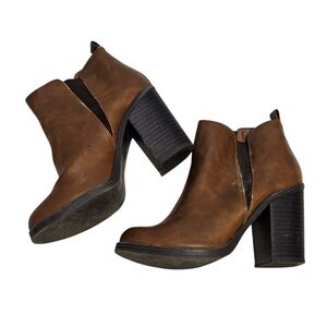 New Look Thick Heel Brown Ankle Boots
